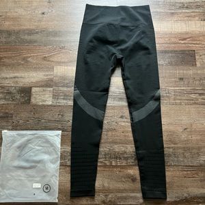 New Leggings - Black and Grey